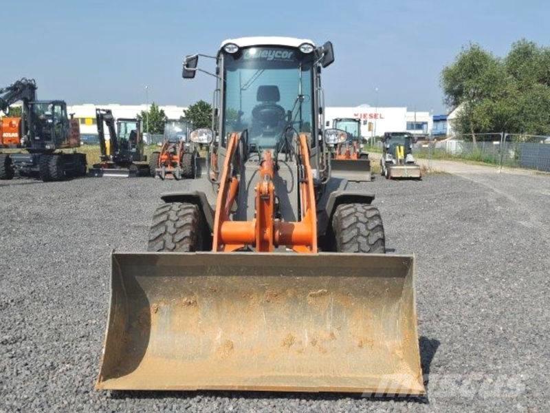 Atlas AR 480 Carregadoras de direcção deslizante