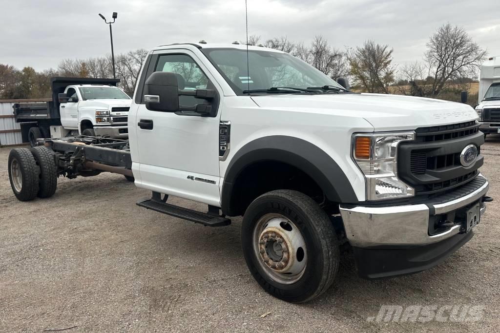 Ford F 550 XL SD Camiões de chassis e cabine