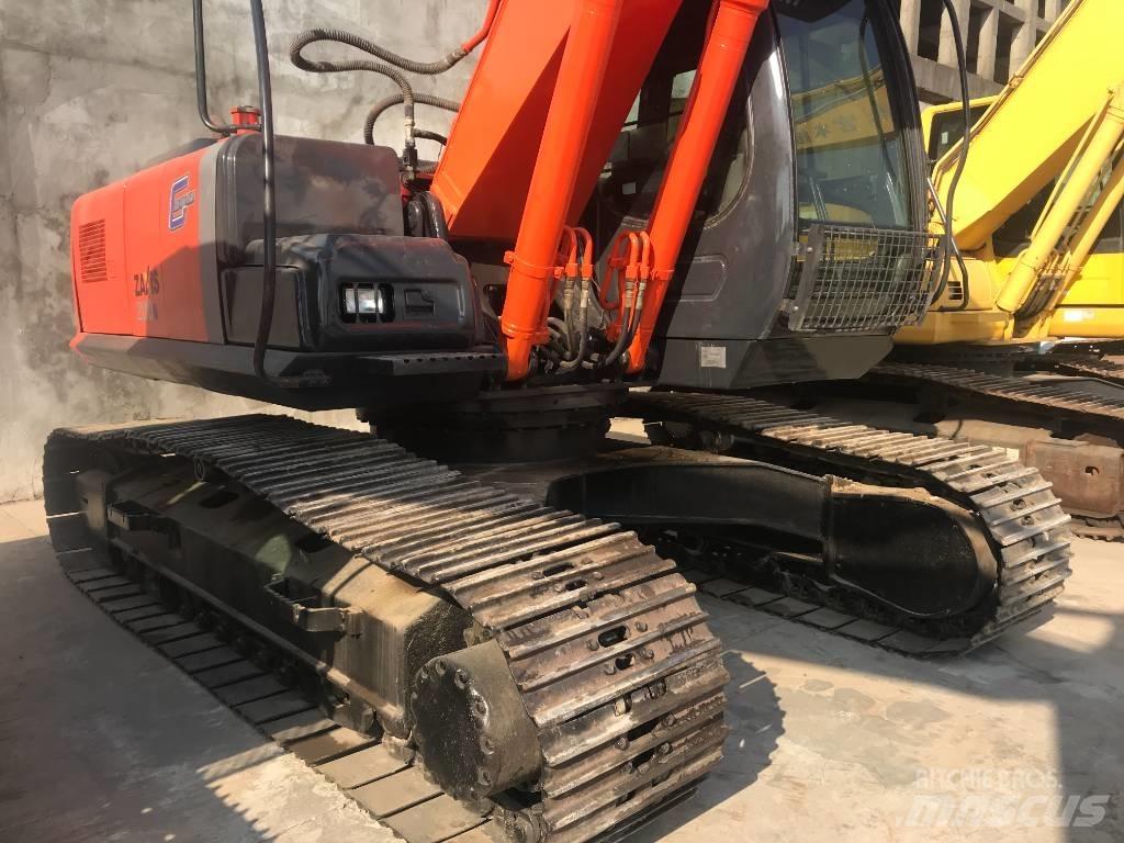 Hitachi ZX 200-6 Escavadoras de rastos
