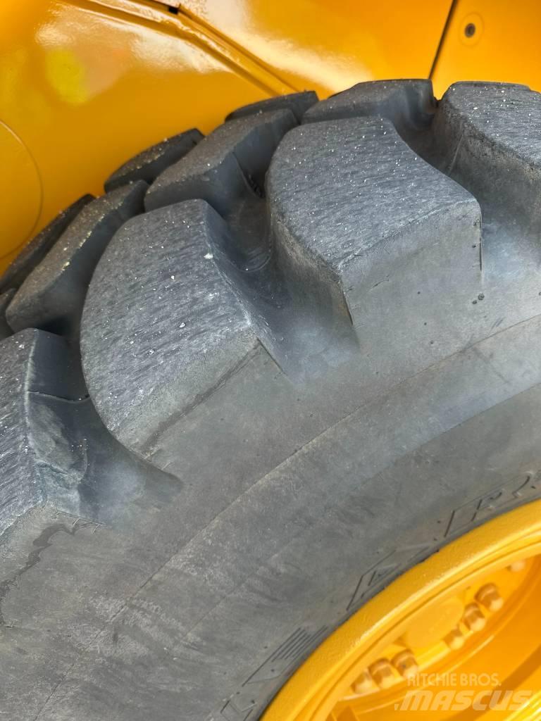Volvo L120g Pás carregadoras de rodas