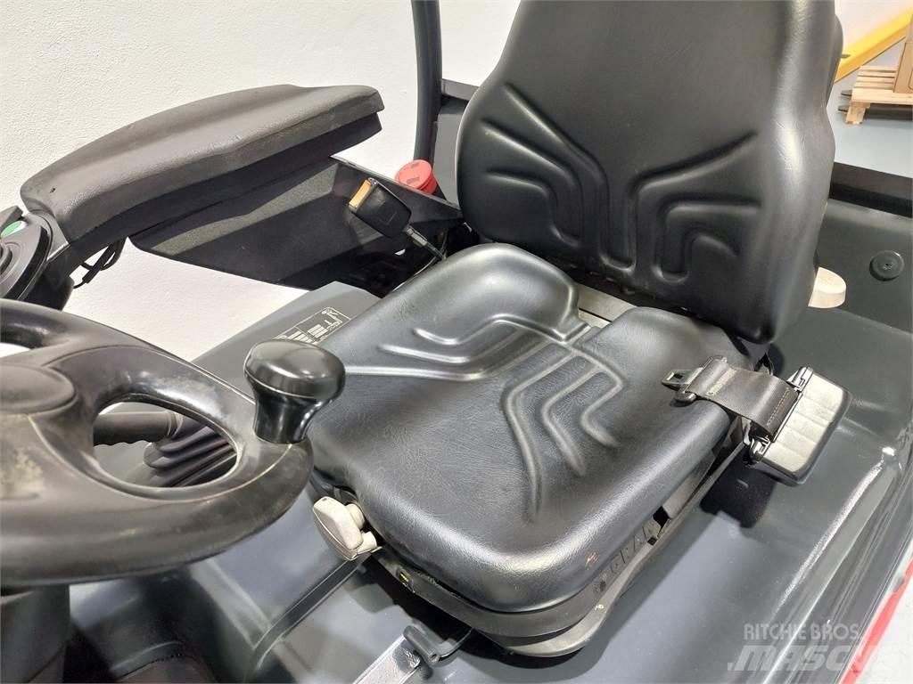 Linde E16 02 Empilhadores eléctricos