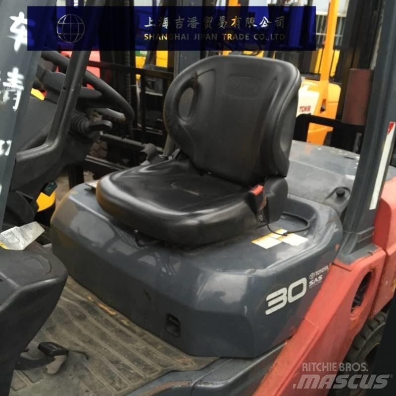Toyota 8 FD 30 Empilhadores Diesel