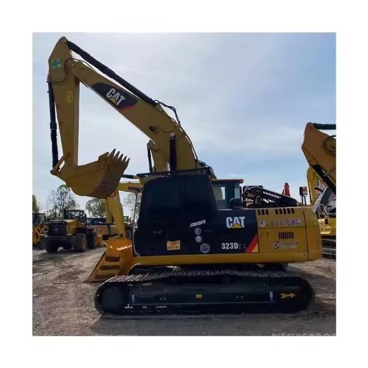 CAT 323 D2L Escavadoras de rastos