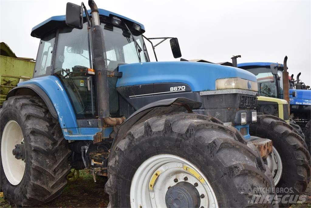 New Holland 8670 Tratores Agrícolas usados
