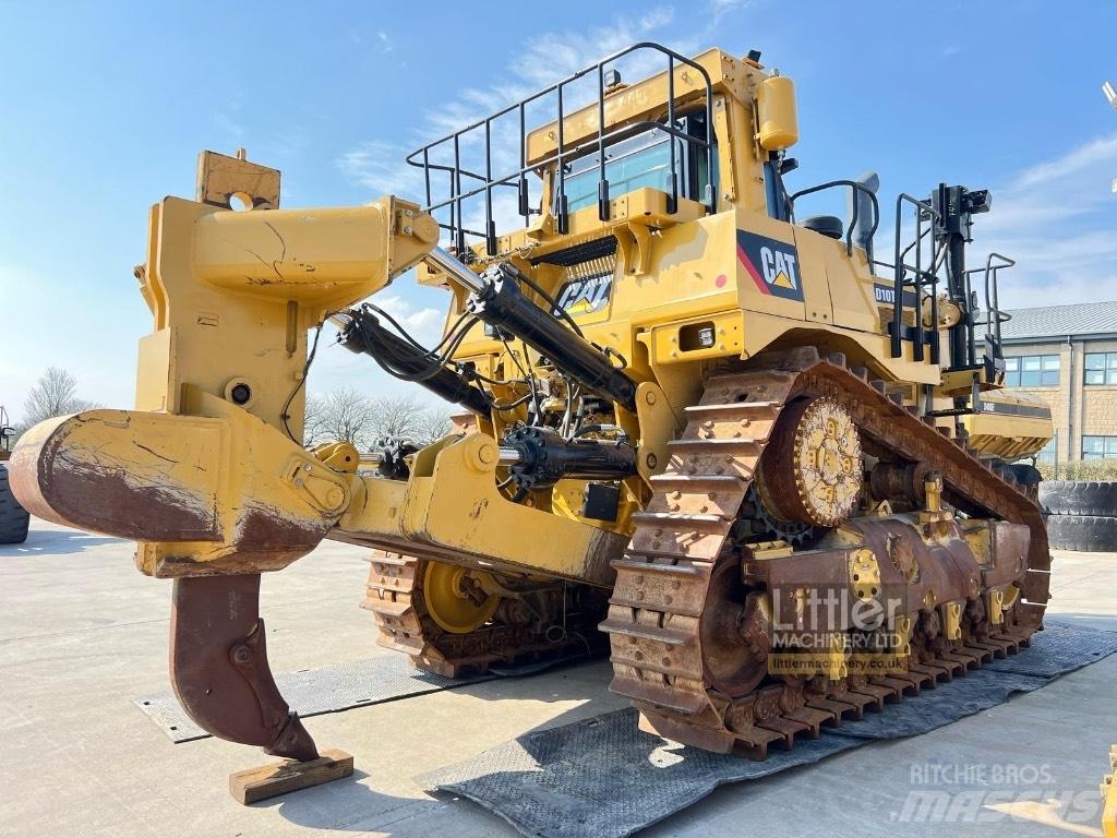 CAT D 10 T 2 Dozers - Tratores rastos