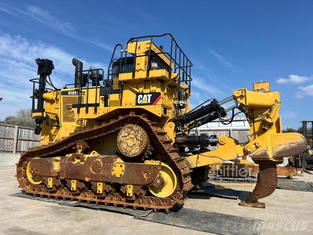 CAT D 10 T 2 Dozers - Tratores rastos