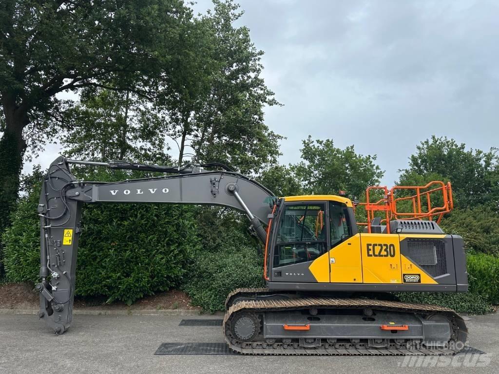 Volvo EC 230 Escavadoras de rastos