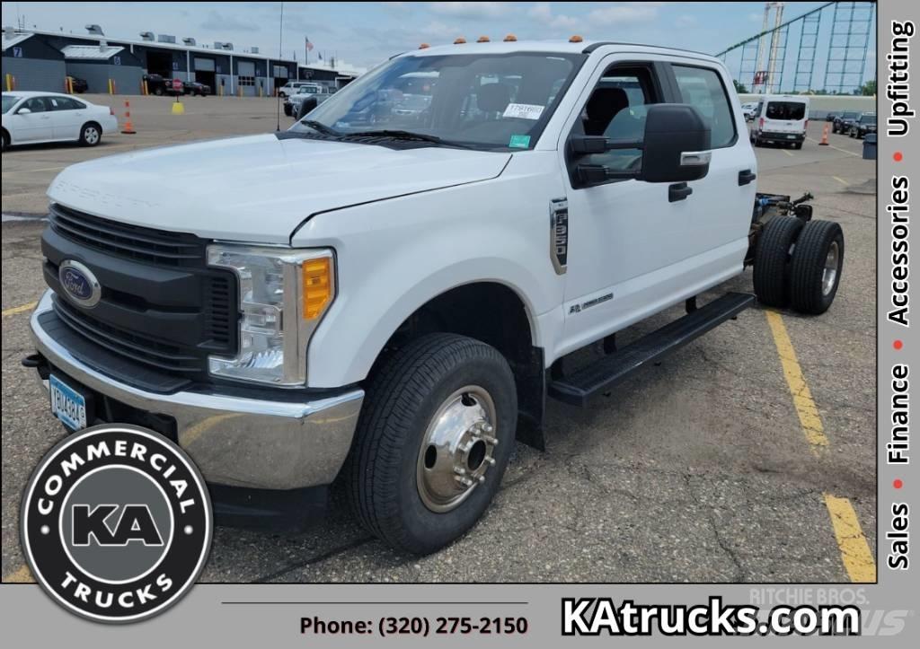 Ford F 350 XL SD Camiões de chassis e cabine