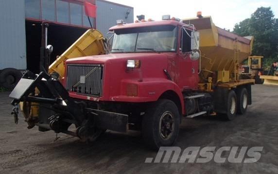 Volvo WG Lâminas de neve e arados