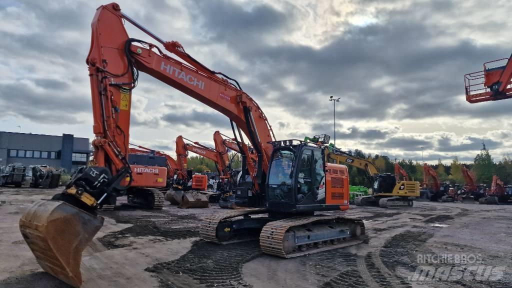 Hitachi ZX225USRLC-6 Escavadoras de rastos