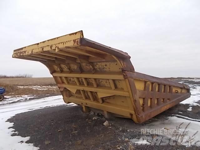 CAT 777B Camiőes dumper basculantes rígidos