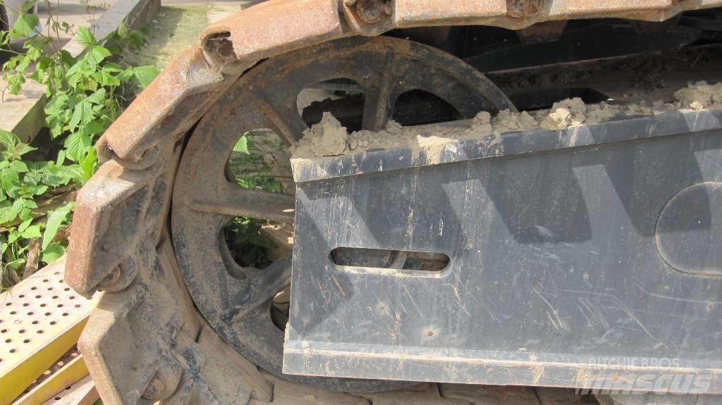 Kobelco CKE 1100 G Gruas de rastos