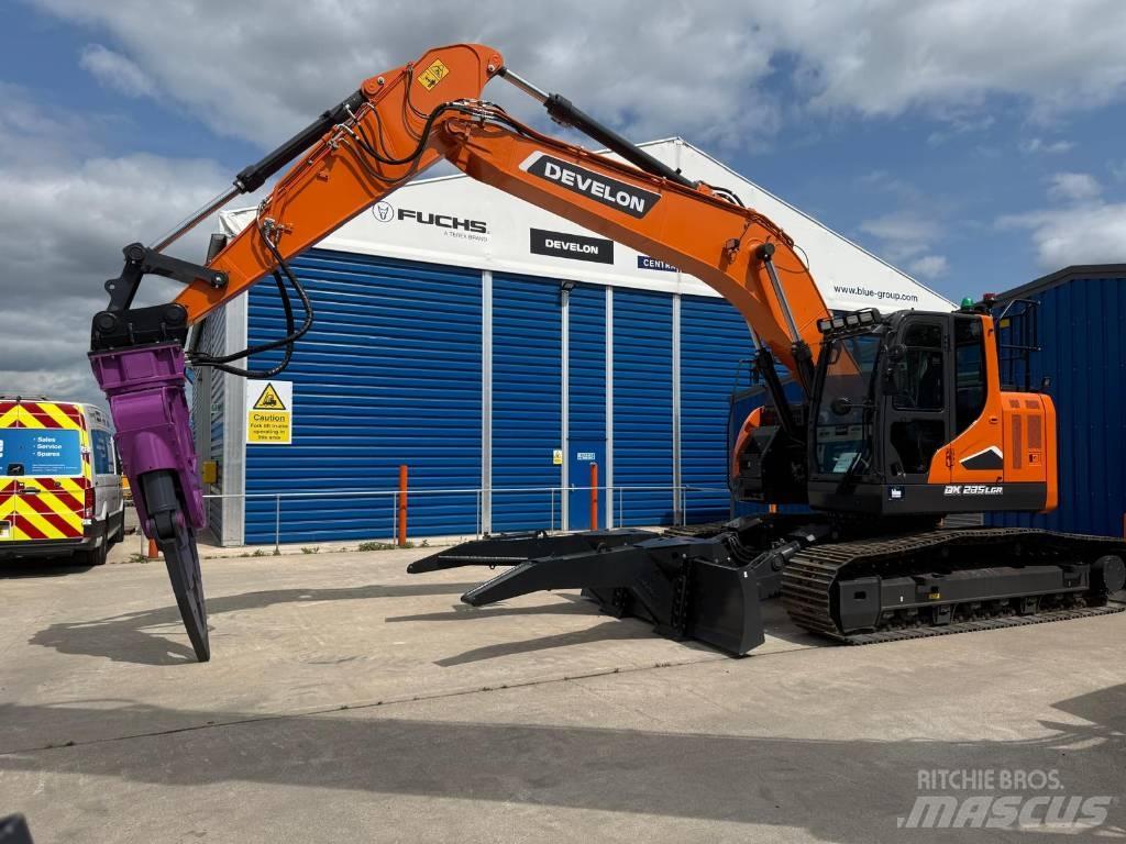 Develon DX 235 LCR-7 Escavadoras de rastos