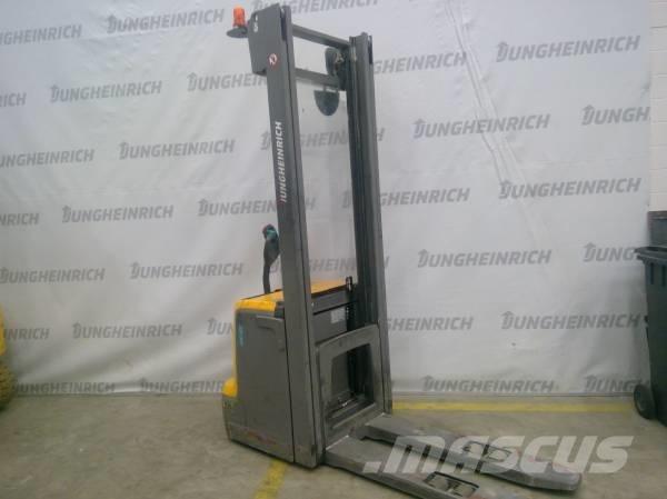 Jungheinrich EJC 220 Empilhador para operador externo