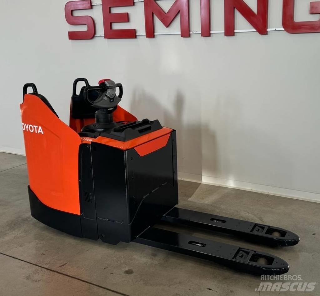 Toyota 10545  LPE200 Porta palettes