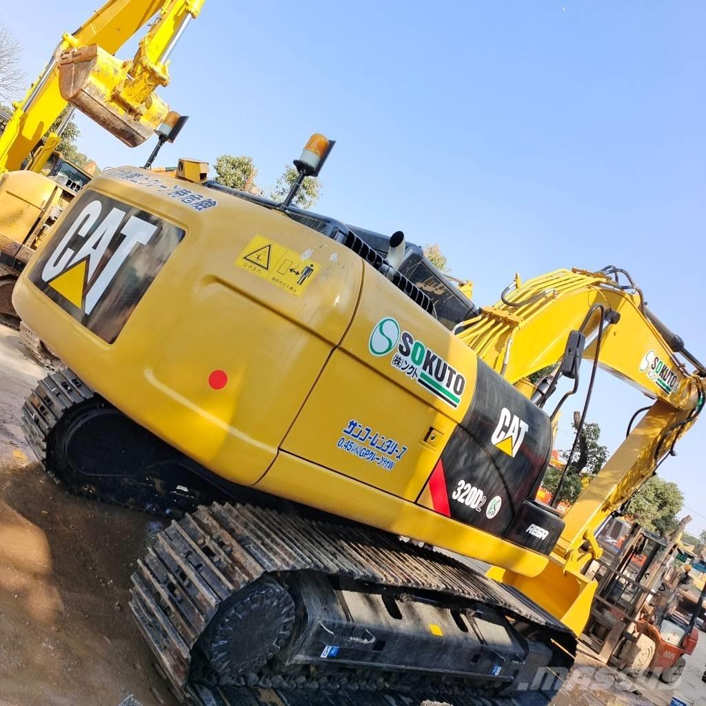 CAT 320 D2 Escavadoras de rastos