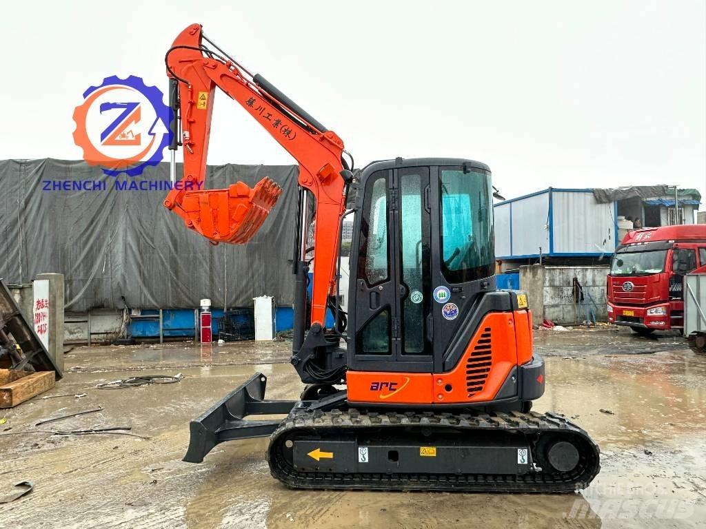 Hitachi ZX 50 Mini Escavadoras <7t