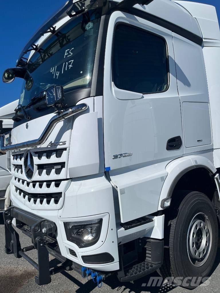 Mercedes-Benz 3253L Camiões Ampliroll