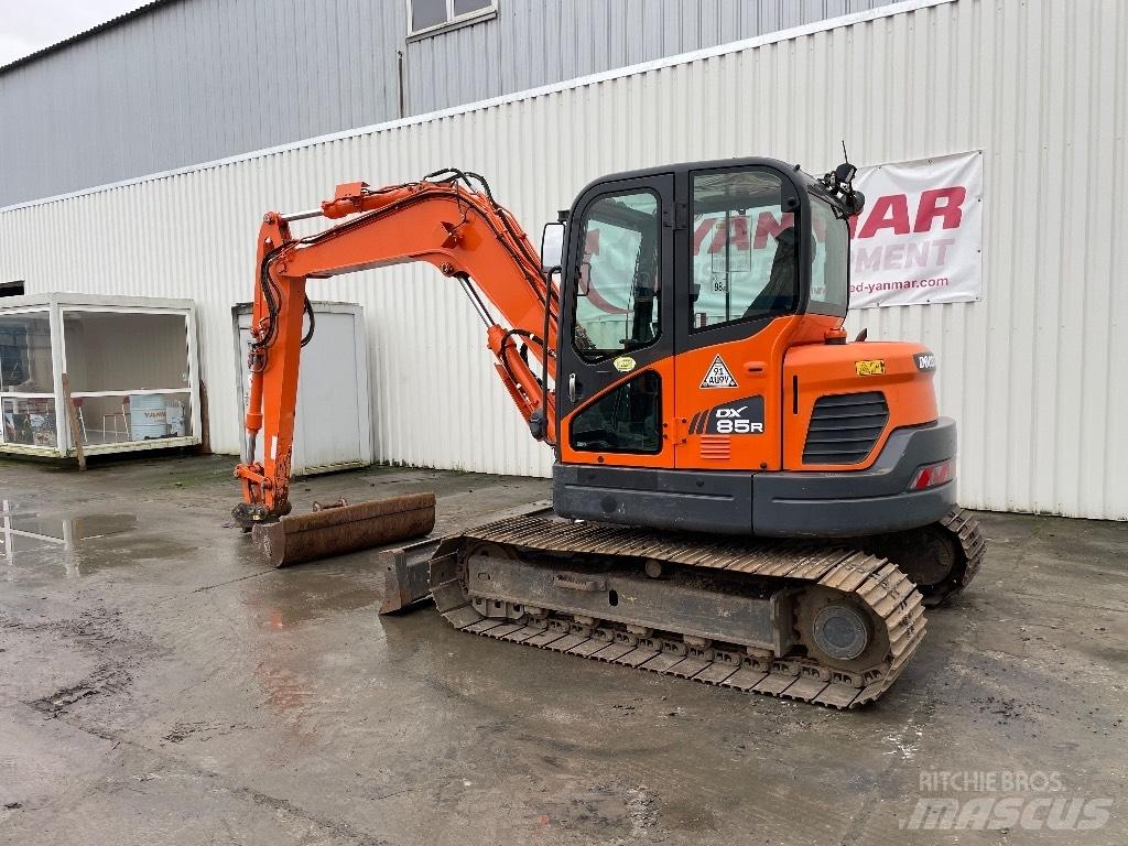 Doosan DX85 Escavadoras Midi 7t - 12t