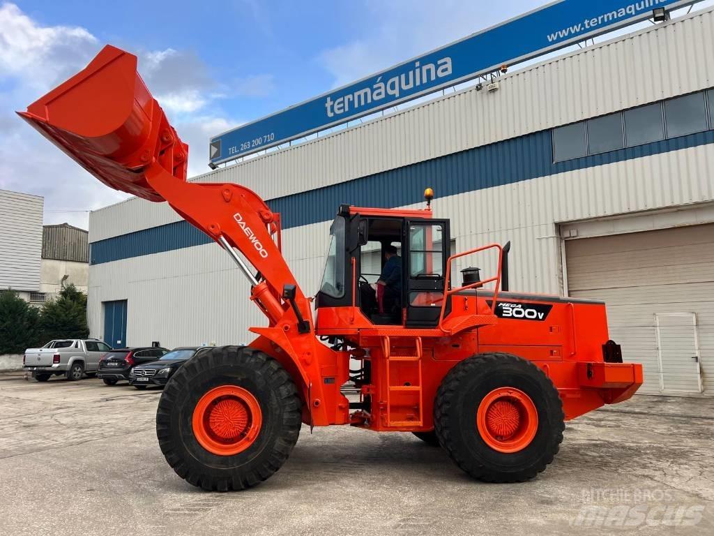 Daewoo Mega 300 III Pás carregadoras de rodas