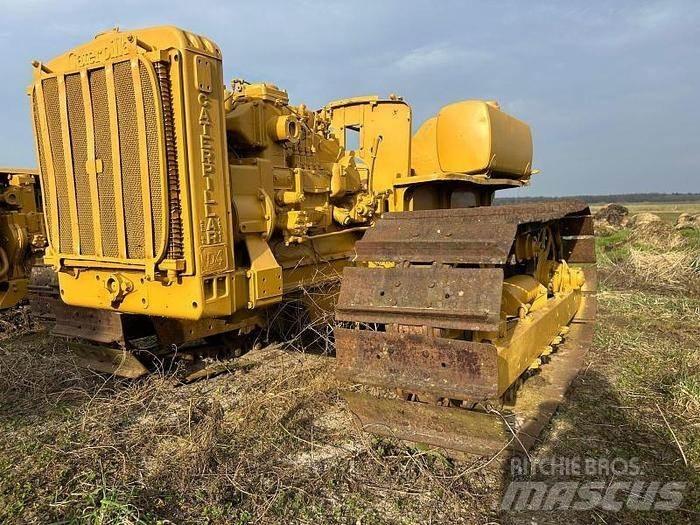 CAT D4 - Dozers - Tratores rastos