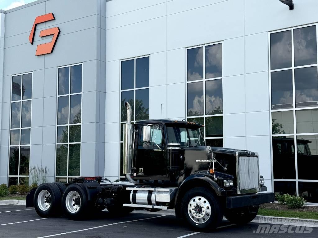 Western Star 4900 Tractores (camiões)