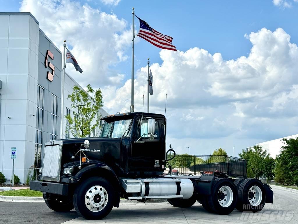Western Star 4900 Tractores (camiões)