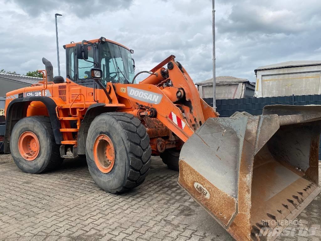 Doosan DL 350-3 Pás carregadoras de rodas