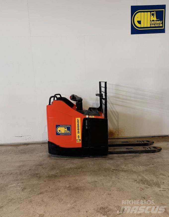 BT truck LPE 220 Porta-paletes com plataforma