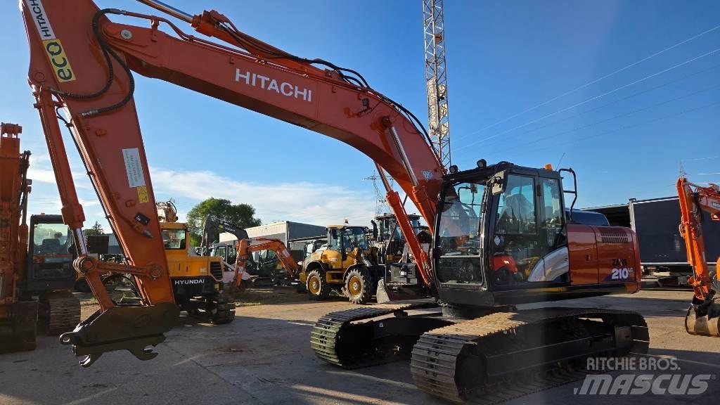Hitachi ZX 210 Escavadoras de rastos