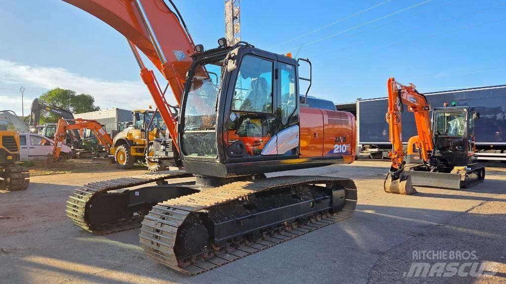 Hitachi ZX 210 Escavadoras de rastos