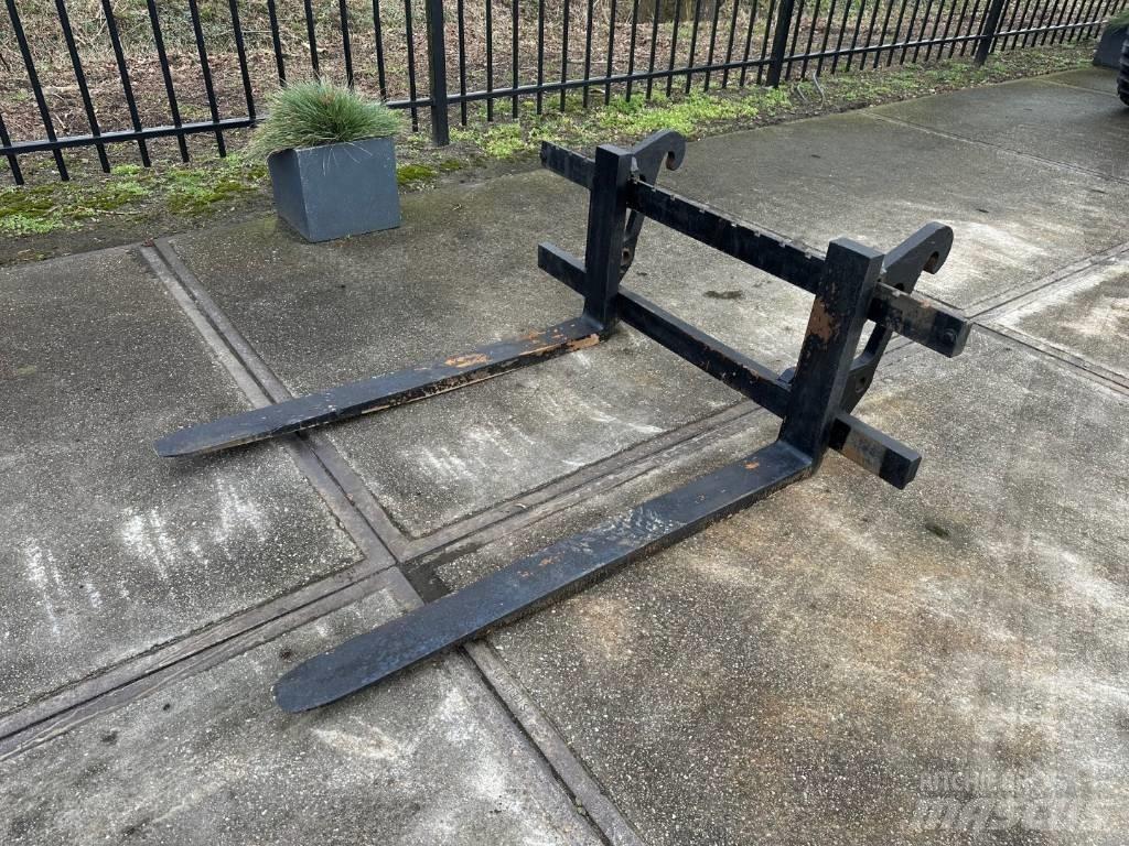 CAT 908 forks Forquilhas