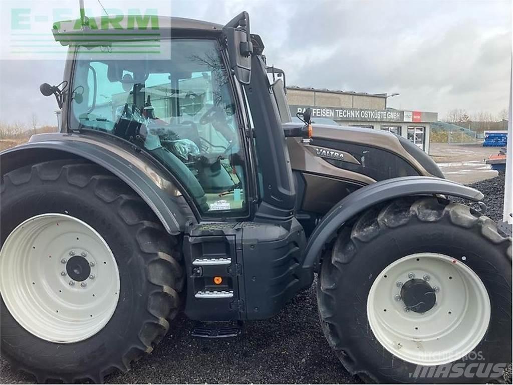 Valtra n175a Tratores Agrícolas usados