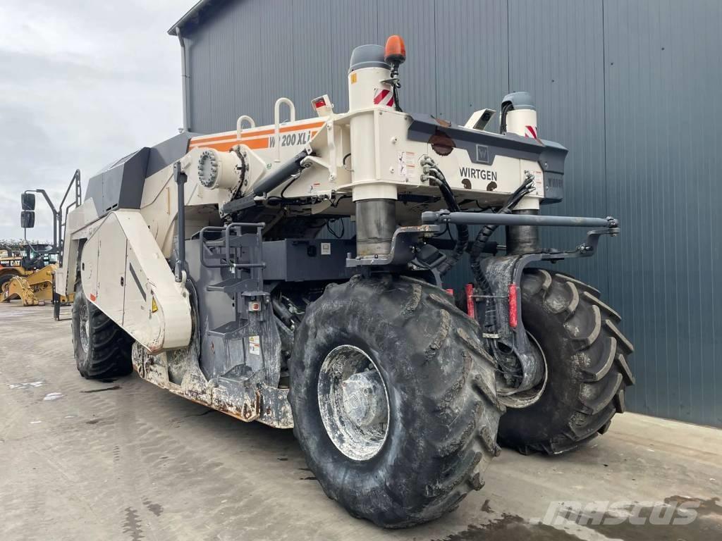 Wirtgen WR200XLi Compactadores para terra