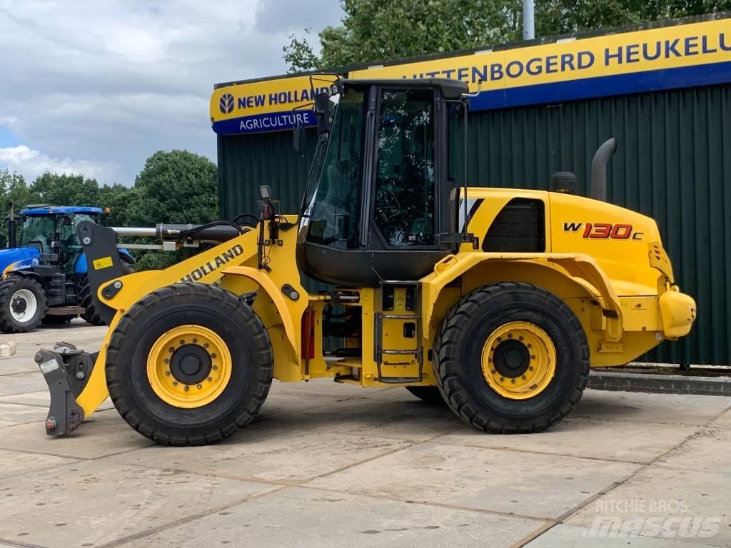 New Holland W 130 C Pás carregadoras de rodas