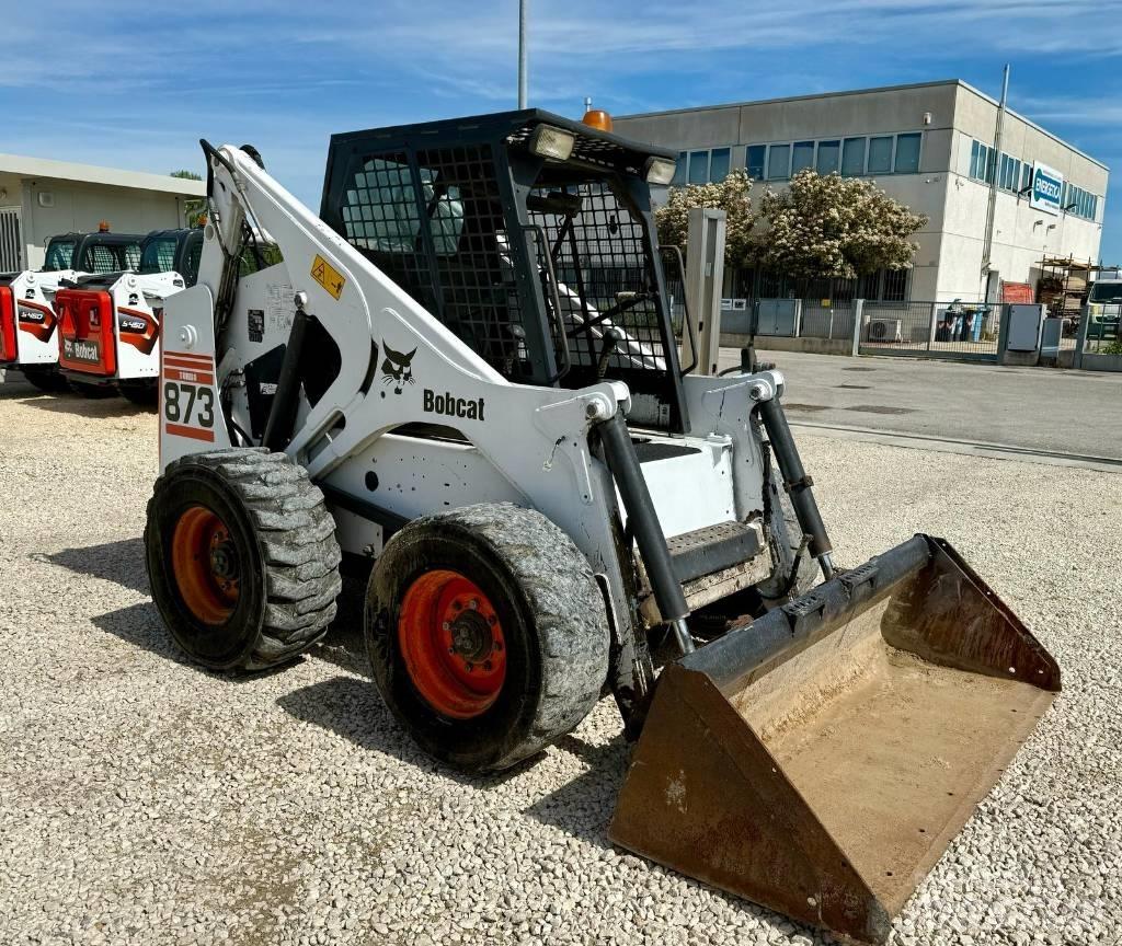 Bobcat 873 Carregadoras de direcção deslizante