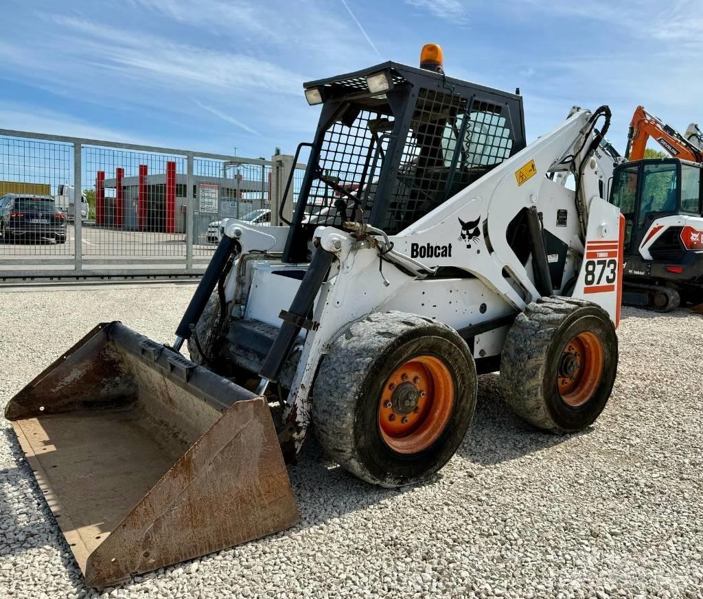 Bobcat 873 Carregadoras de direcção deslizante