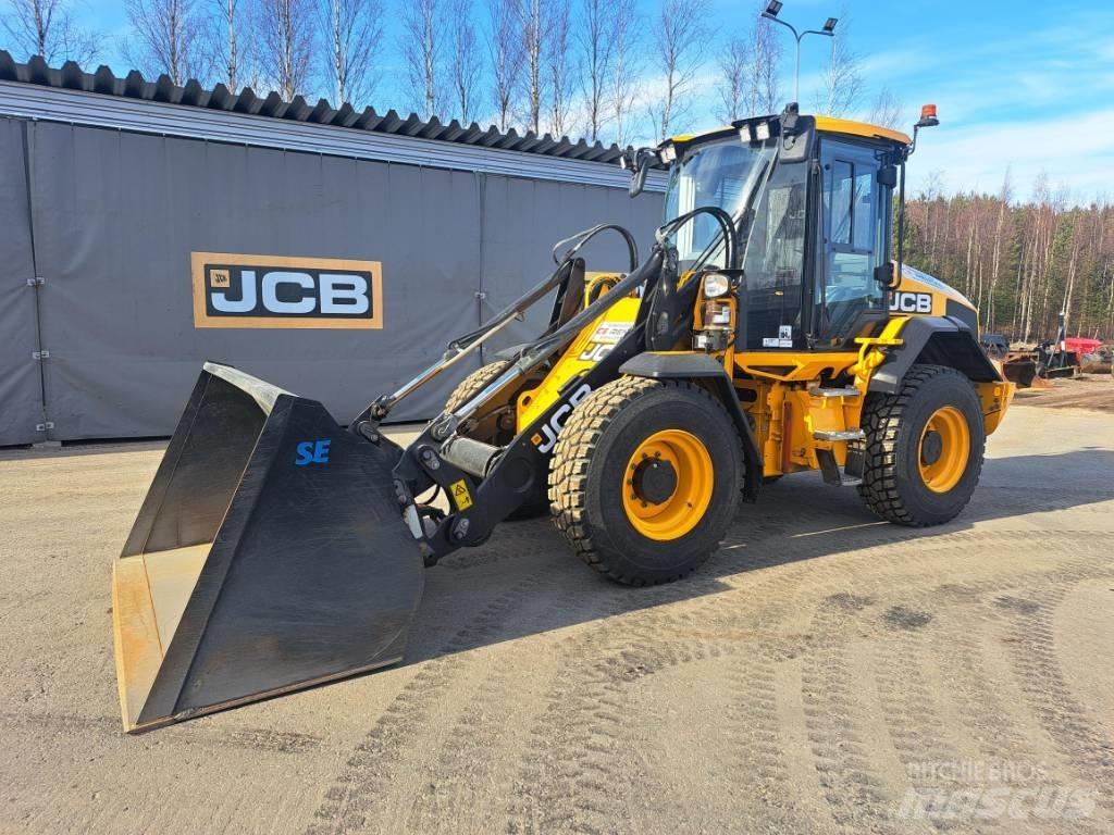 JCB 413 Pás carregadoras de rodas
