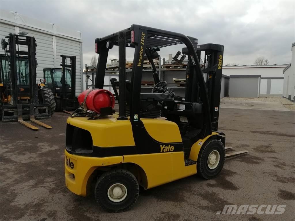 Yale GLP25VX-V Empilhadores a gás