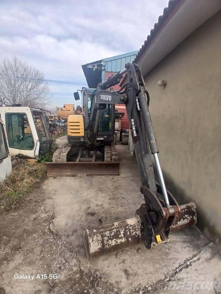 Volvo ECR 48 C Mini Escavadoras <7t