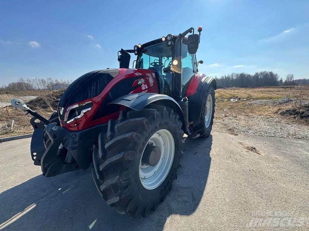 Valtra T255V Tratores Agrícolas usados
