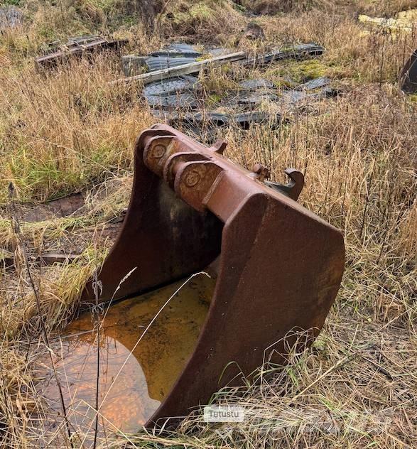 Hitachi ZX 225 US LC Escavadoras de rastos