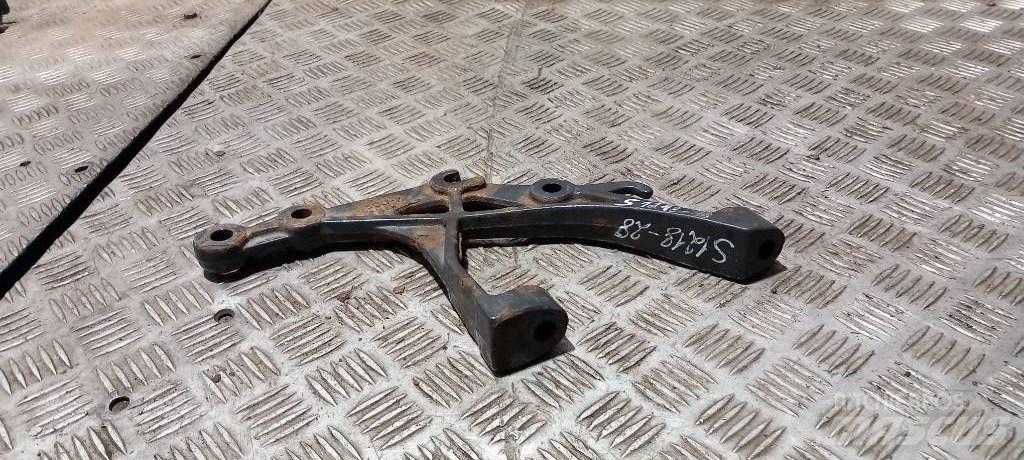 Scania R 440    1333733 Chassis e suspensões