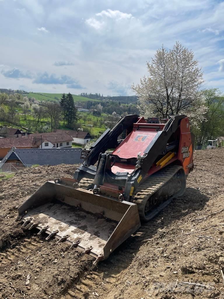 Ditch Witch SK 3000 Pás Carregadoras de rastos