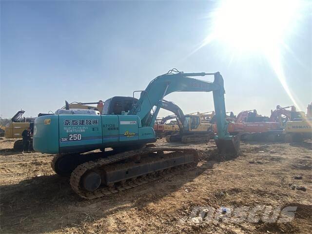 Kobelco SK250-8 Escavadoras de rastos