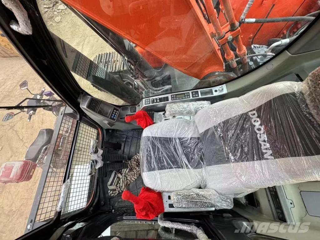 Doosan DX 300 Escavadoras de rastos