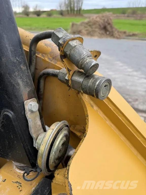 CAT 226B Carregadoras de direcção deslizante