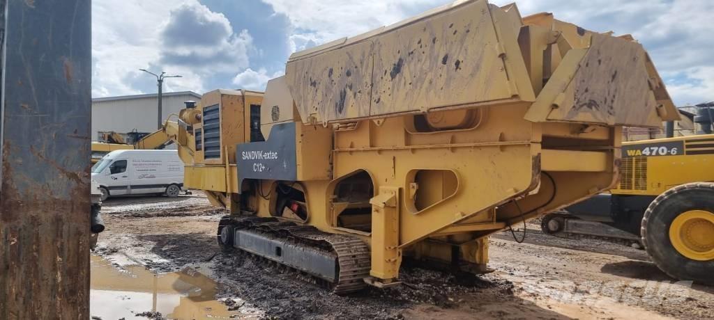 Extec C12 + Britadores móveis