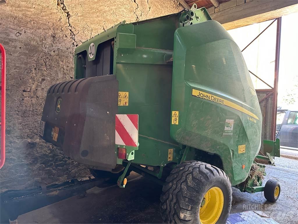 John Deere V461M Enfardadeira de rolos