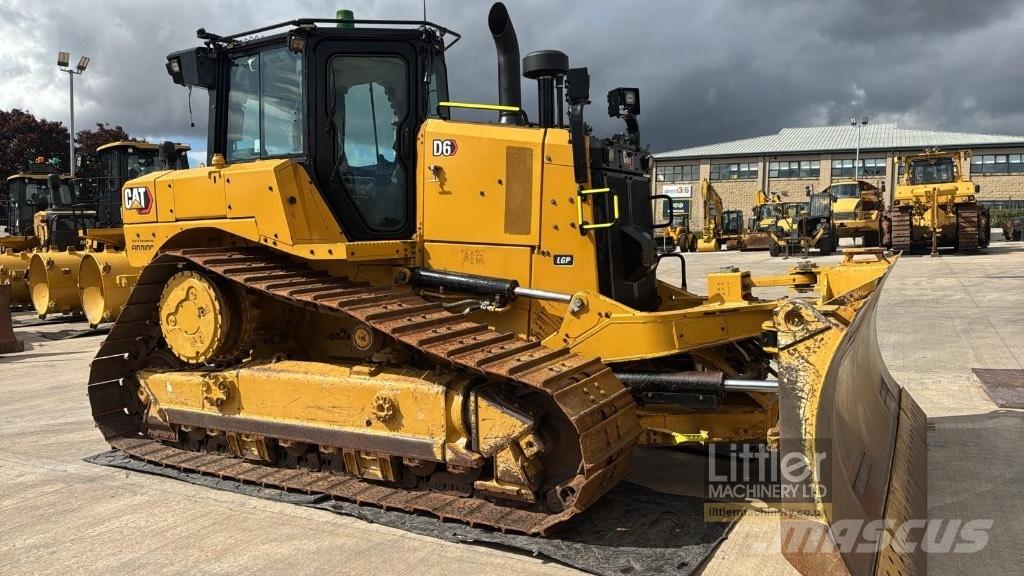 CAT D 6 LGP Dozers - Tratores rastos
